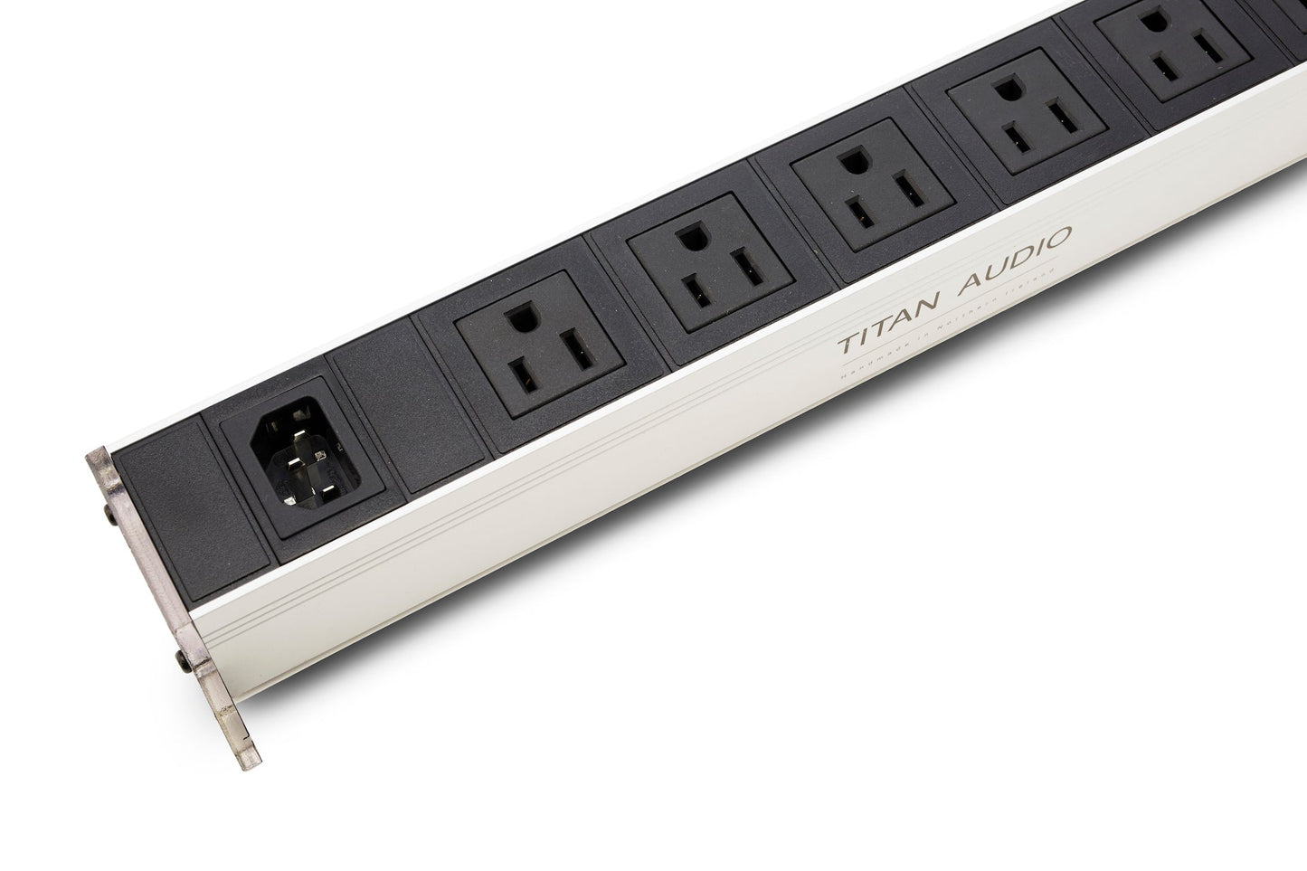 Titan Audio Nyx Mains Block